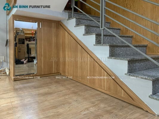 Hoàn thiện tủ gầm cầu thang MDF Melamine - cô Hồng, TPHCM