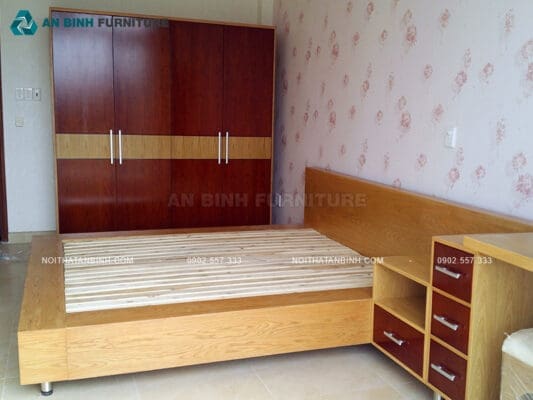 Giường kiểu Nhật MDF Veneer hoàn thiện – anh Quyền, TPHCM