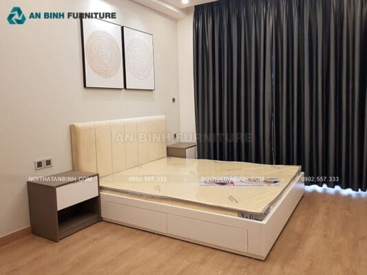 Bàn giao giường ngủ MDF sơn trắng – chị Yến, TPHCM