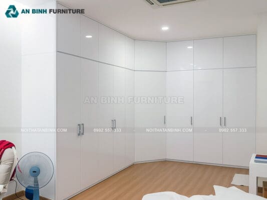 Bàn giao tủ áo cửa lùa MDF Acrylic – chị Vân, TPHCM