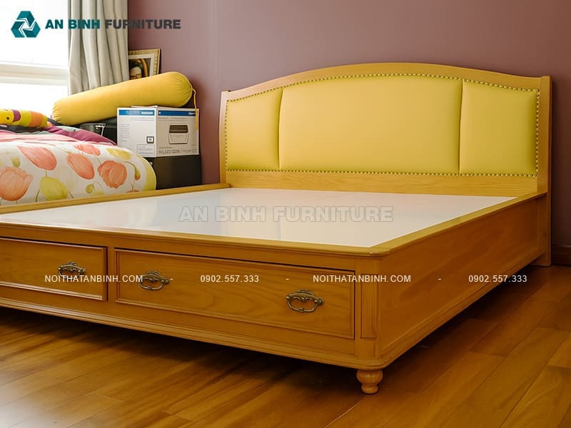 Giường ngăn kéo gỗ Sồi đầu cong bọc nệm tinh tế - GNK030