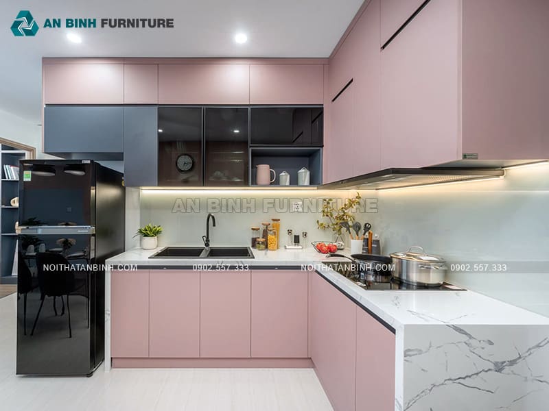Tủ bếp nhựa PVC Melamine hồng phấn hiện đại trẻ trung - TBME075